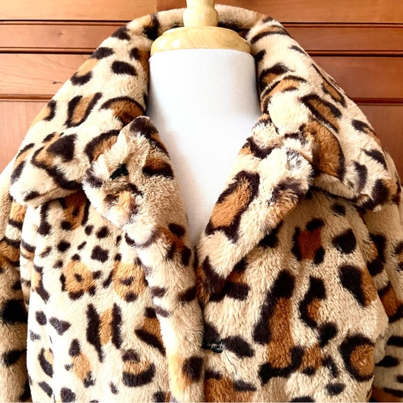 Coffee Shop New York Leopard Print Faux Fur Coat Jacket Size Medium - Picture 7 of 11